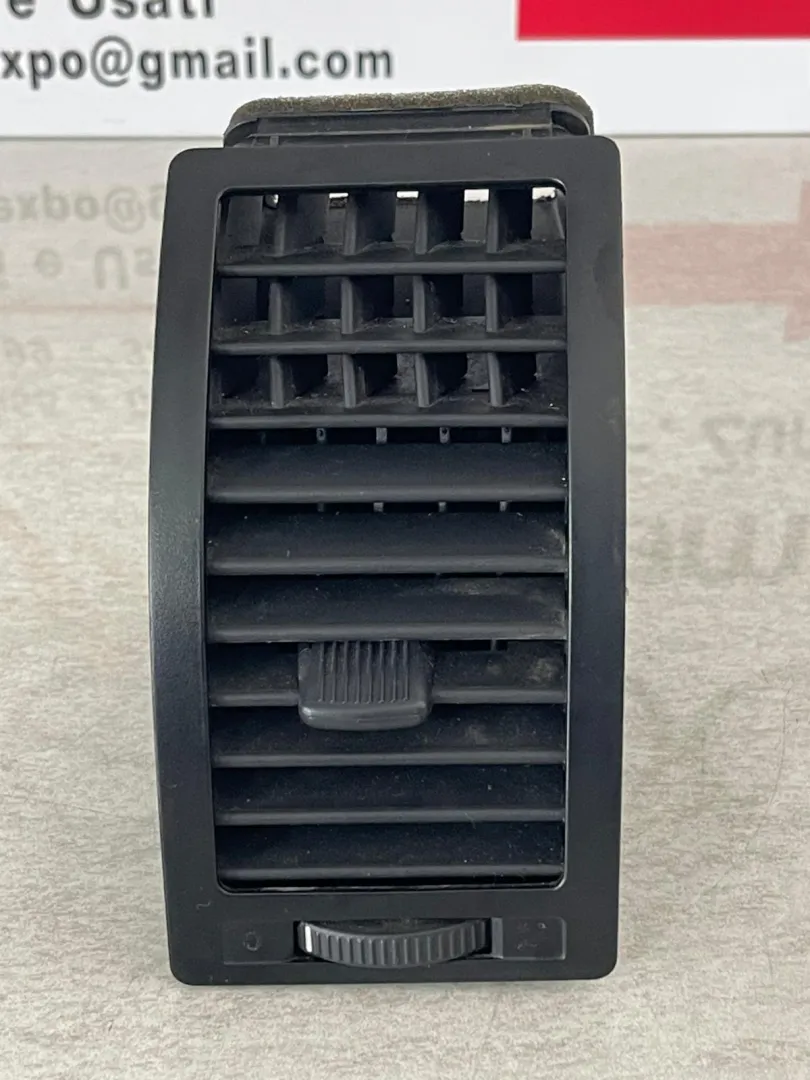 BOCCHETTA ARIA CRUSCOTTO SX VOLKSWAGEN Polo 4° Serie 6Q08197031QB (01>09)