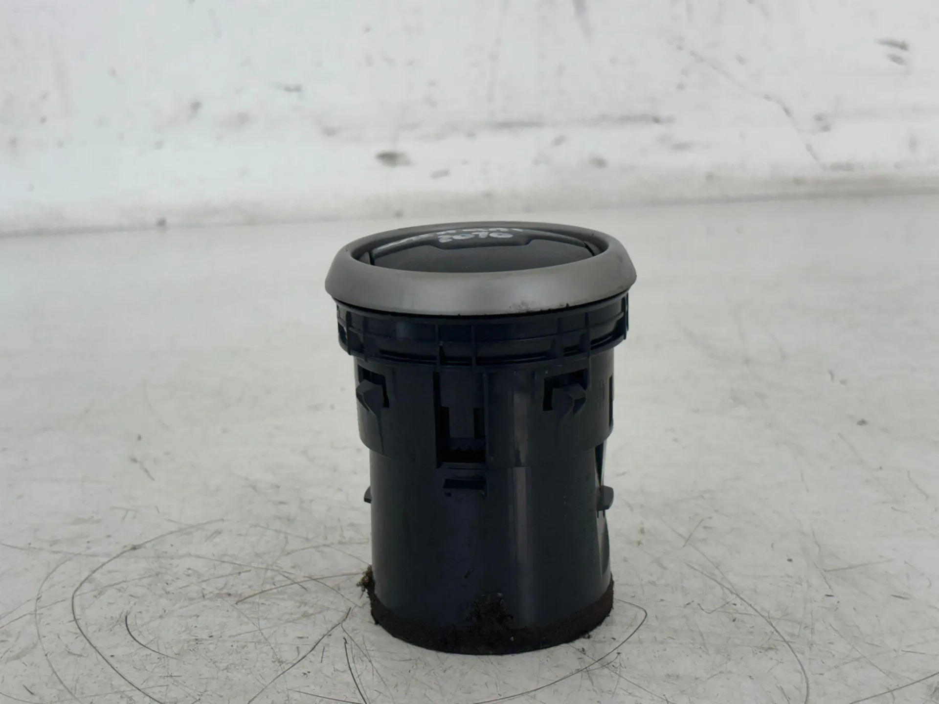 BOCCHETTE ARIA CRUSCOTTO con codice 68760 JD10A da NISSAN Qashqai 2° Serie (10>13)