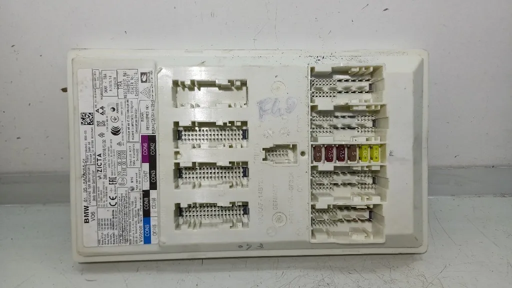 BODY COMPUTER BMW Serie 1 F40 61.35-5A08055-01 B37C15A (19>)