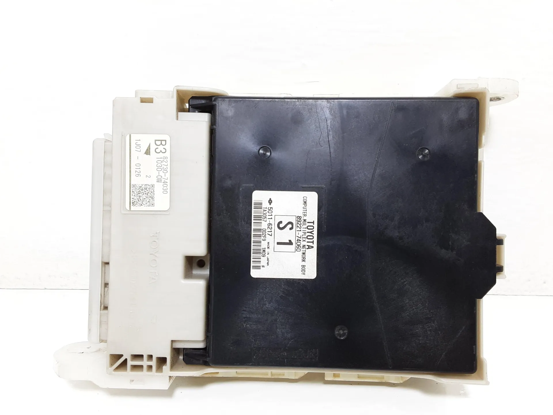 BODY COMPUTER con codice 8922174060 da TOYOTA IQ 1° Serie (09>)