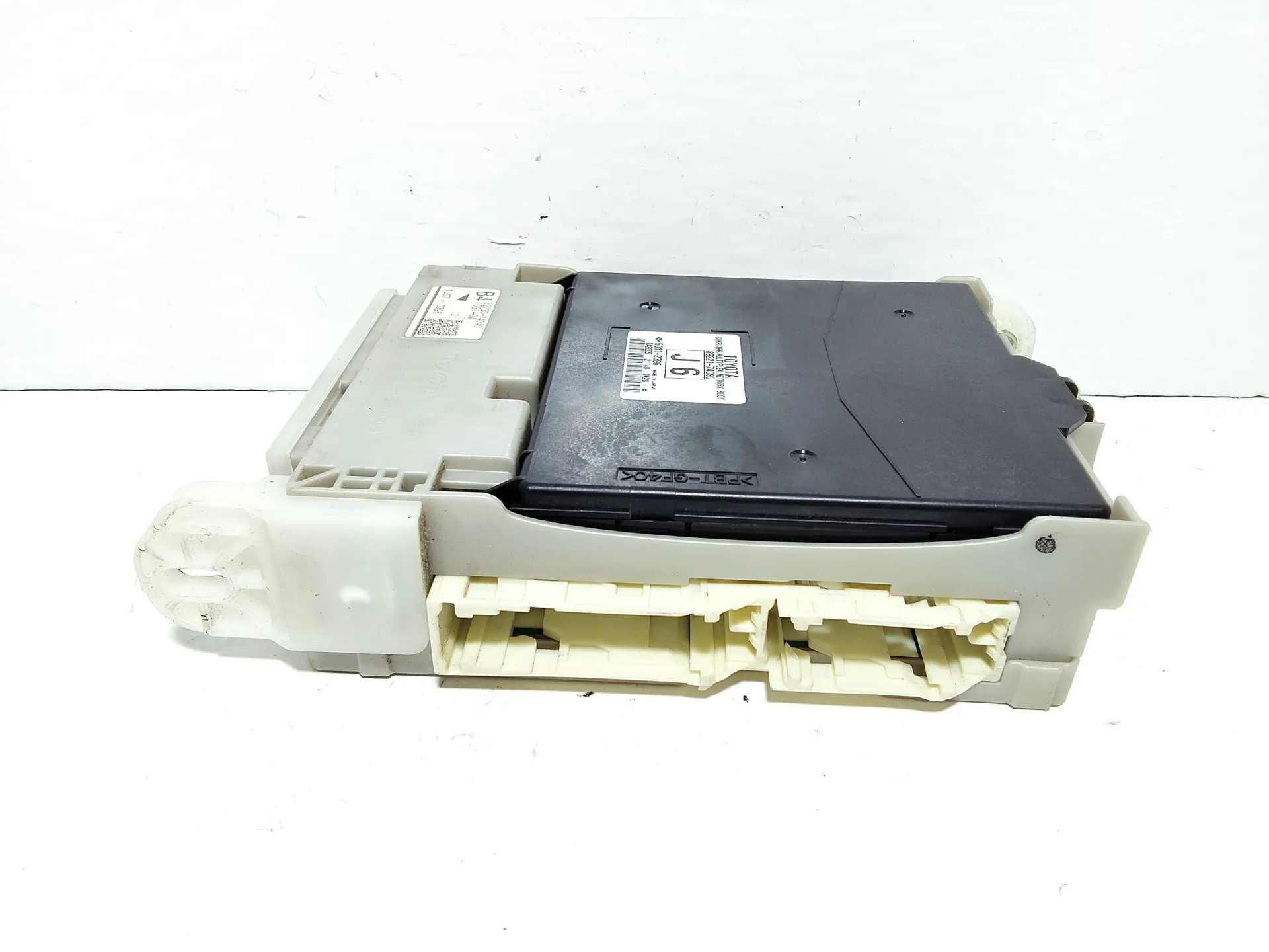 BODY COMPUTER con codice 50112396 da TOYOTA IQ 1° Serie (09>)