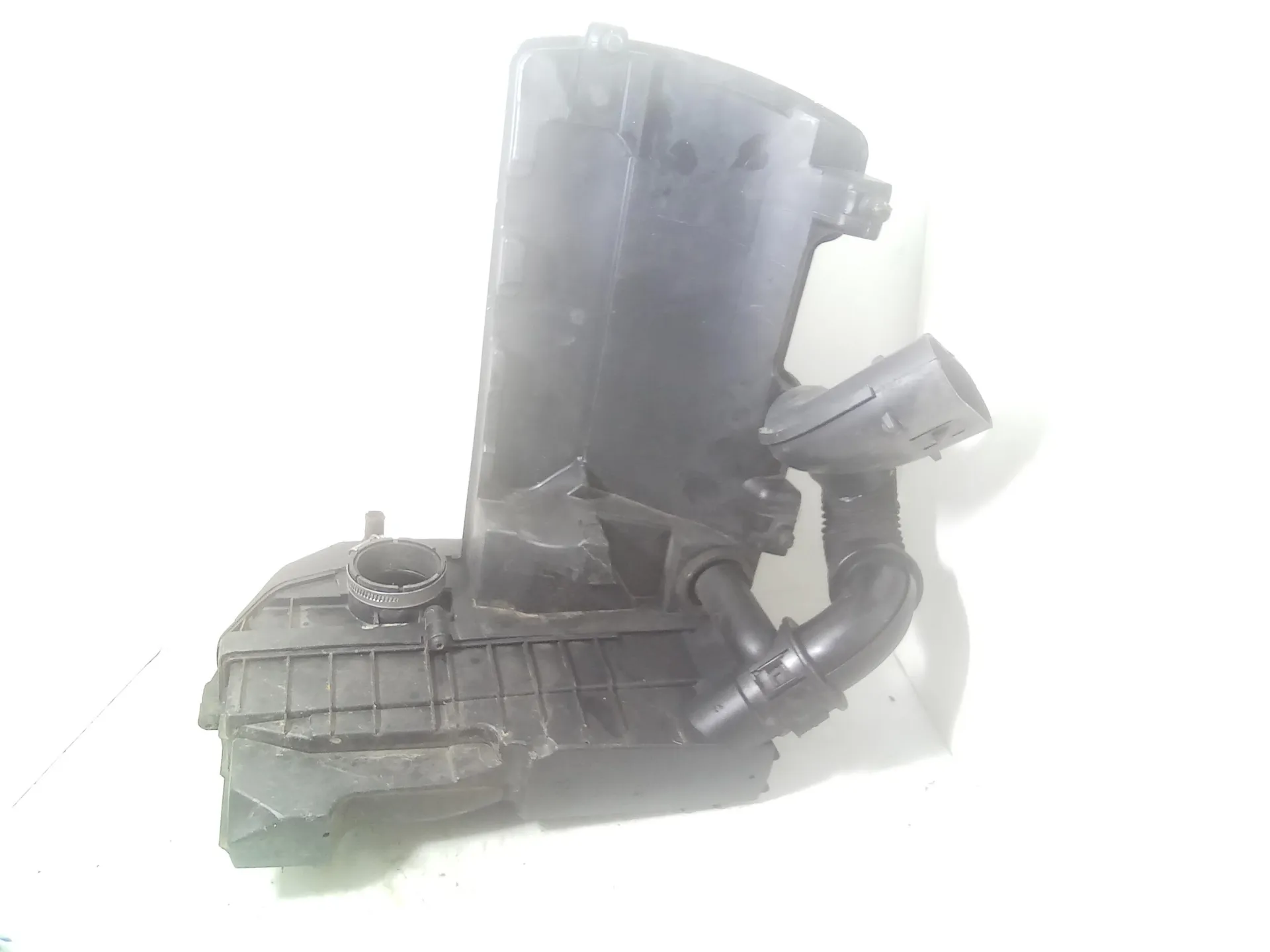 BOX SCATOLA FILTRO ARIA con codice H8200341099 da DACIA Sandero Serie II Bifuel/Gas 1400 (12>20)