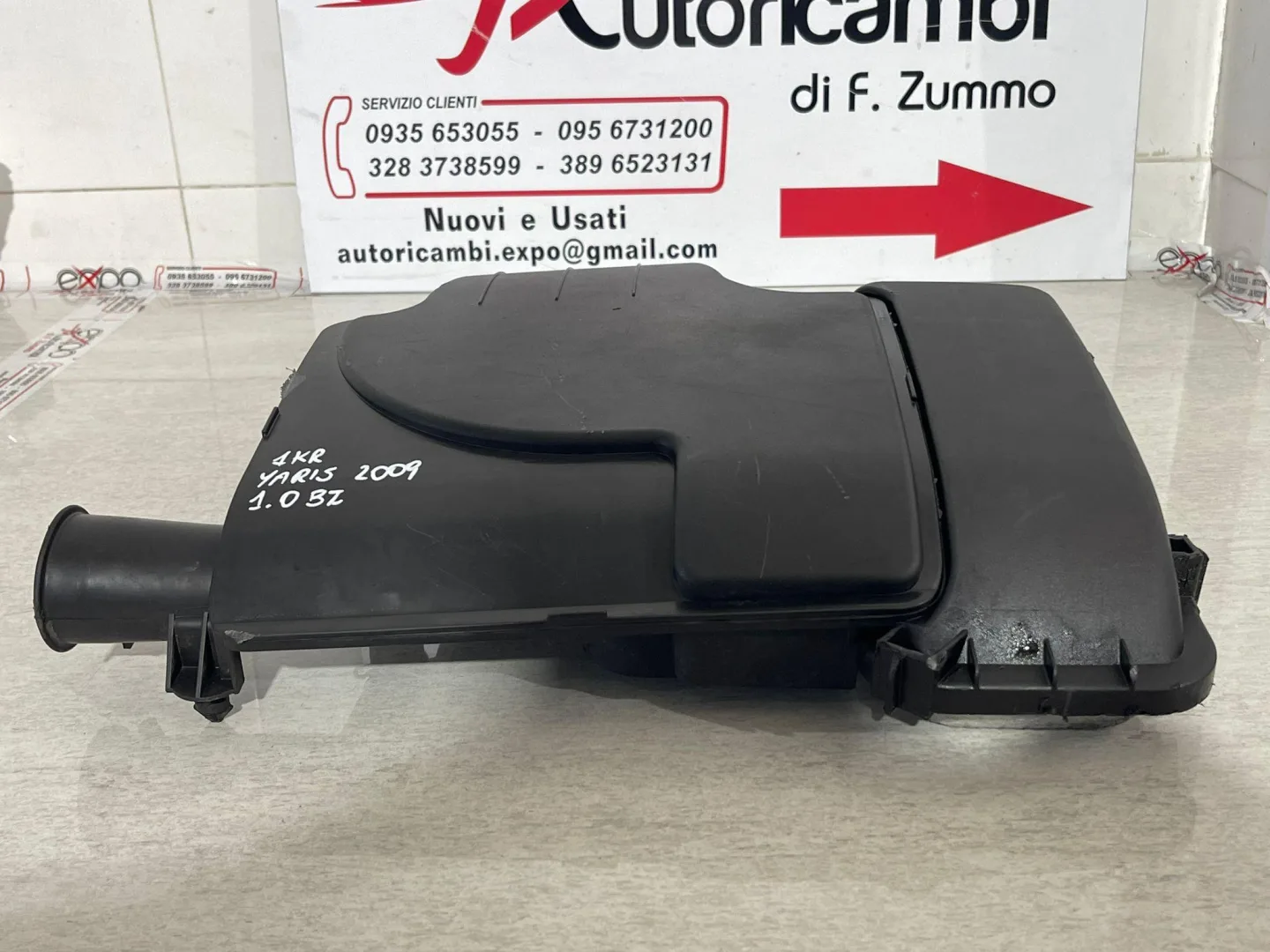 BOX SCATOLA FILTRO ARIA con codice 17705-0Q010 da 177050Q020 TOYOTA Yaris Serie con codice motore 1KR Benzina 1000
