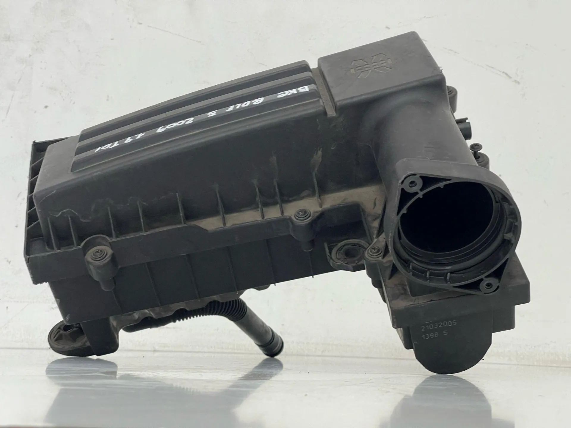 BOX SCATOLA FILTRO ARIA VOLKSWAGEN Golf 5 Berlina con codice motore BKC/BKC Diesel 1900 (03>08)