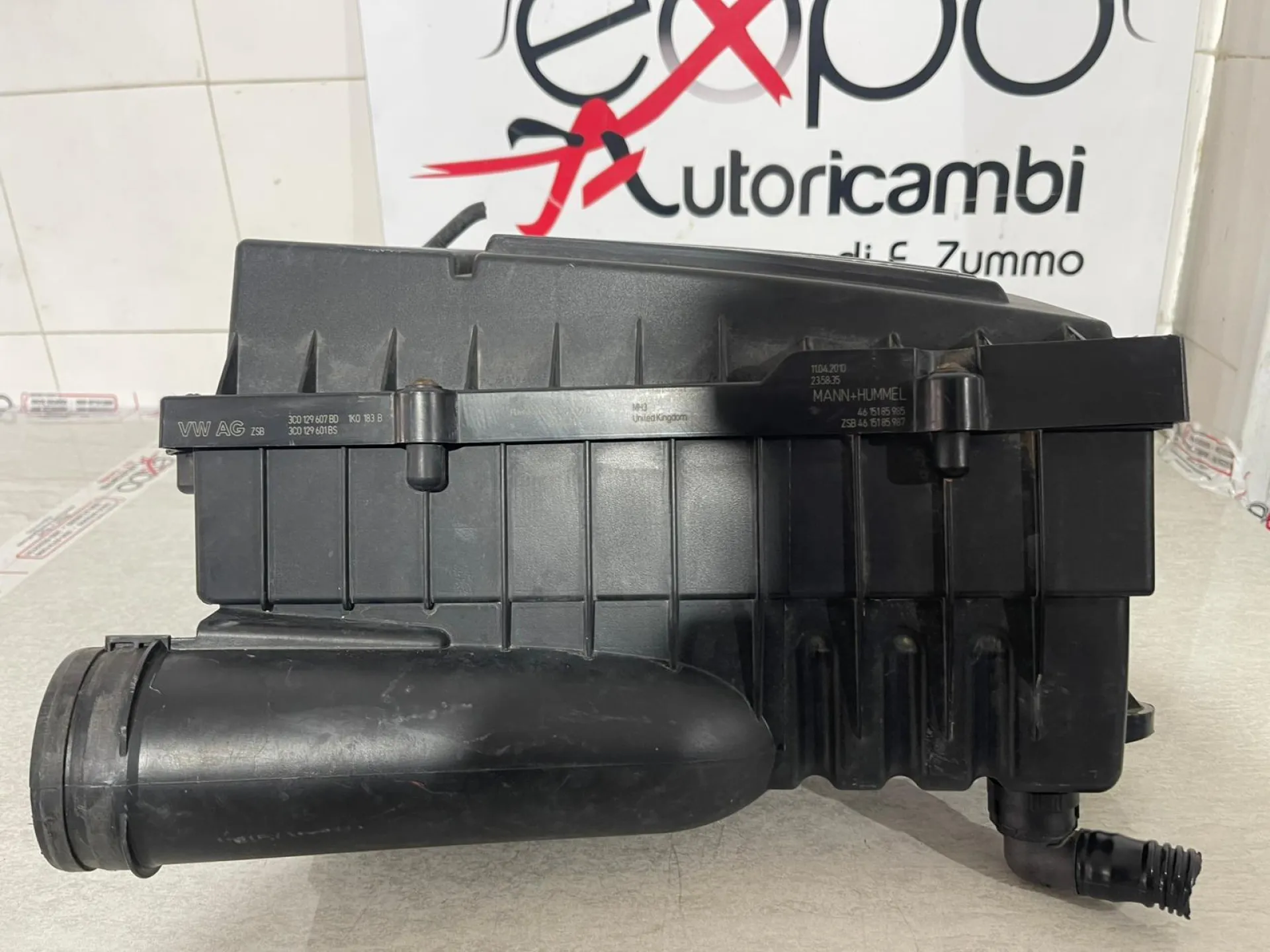 BOX SCATOLA FILTRO ARIA con codice 3C0129607BD da 1K0129607AL VOLKSWAGEN Golf 5 Berlina con codice motore CAY Diesel 1600