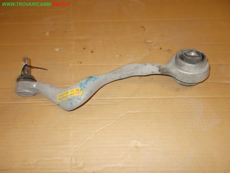 BRACCIO OSCILLANTE ANT.S.SOSP.ANT. ALLUMINIO BMW Serie 1 E87 5 porte BMW - SERIE 1 E81 3 PORTE - 2007 > 2012, BMW - SERIE 1 E82 COUPE - 2007 > 2013, BMW - SE... CODICE/I: OE 31122405861 999-U51197 ...