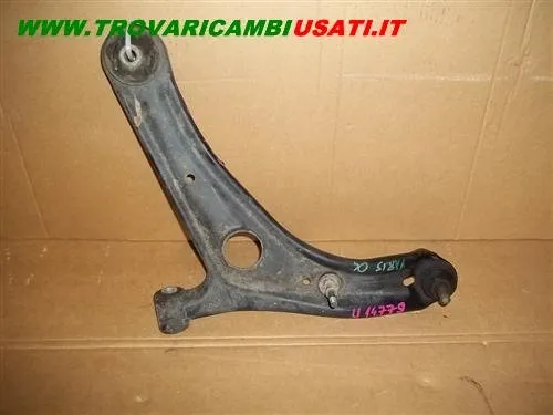 BRACCIO OSCILLANTE S.SOSP.ANT. TOYOTA YARIS (XP10) 3 porte / 5 porte