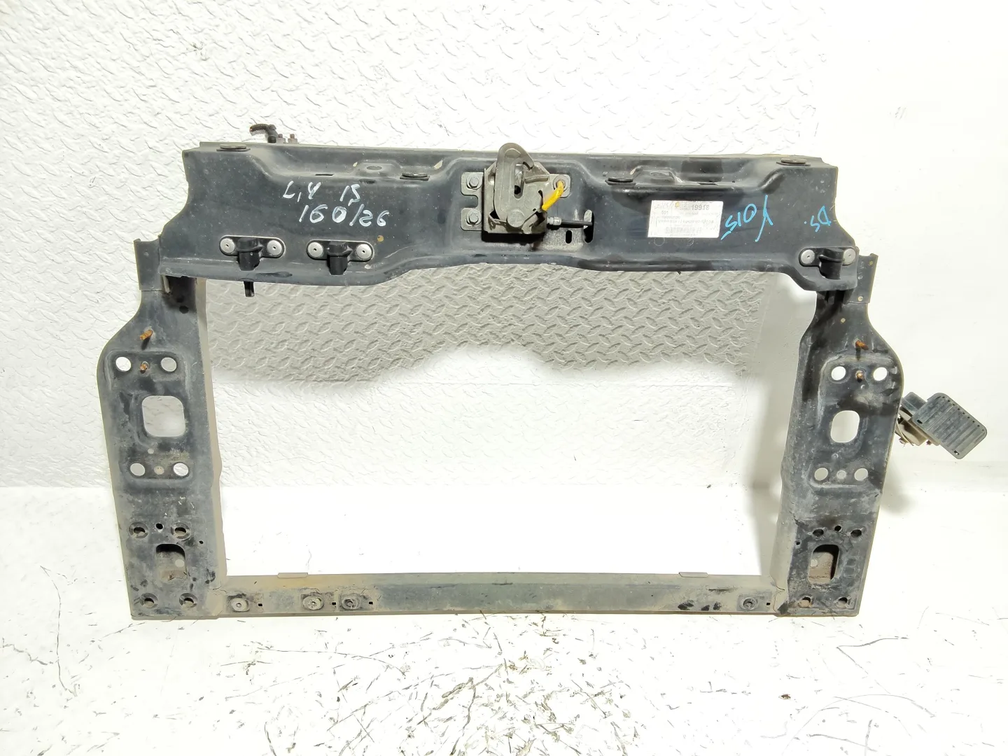 CALANDRA con codice 00520120280 da LANCIA Ypsilon 4° Serie (11>23)