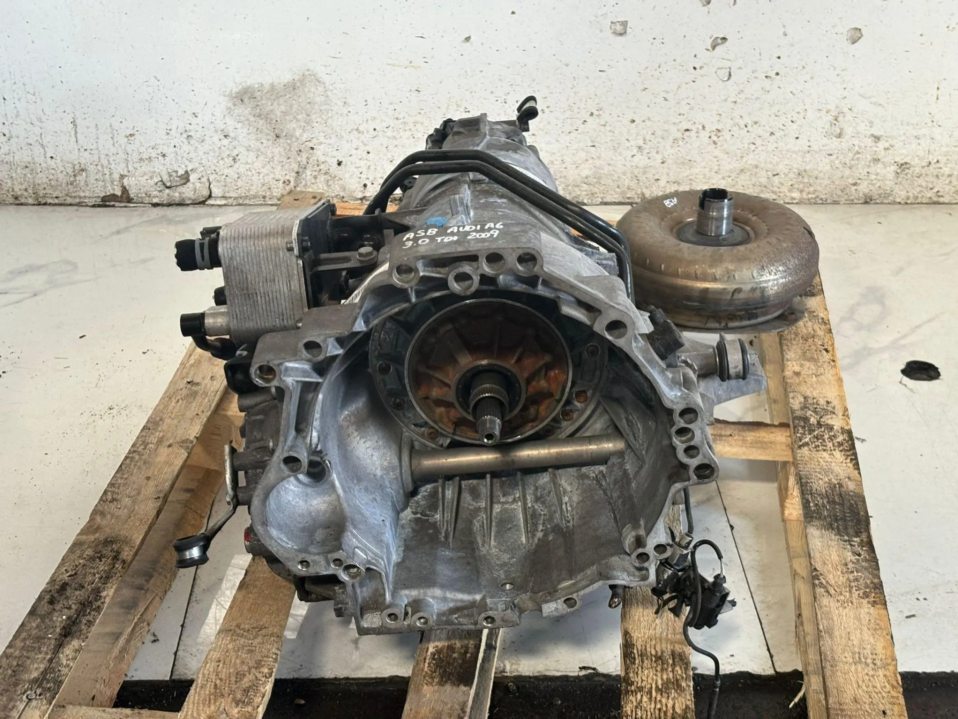 CAMBIO AUTOMATICO CON CONVERTITORE DI COPPIA con codice 4287257 da AUDI A6 Berlina Serie C6 (4F2) con codice motore ASB/ASB Diesel 3000 (04>12)