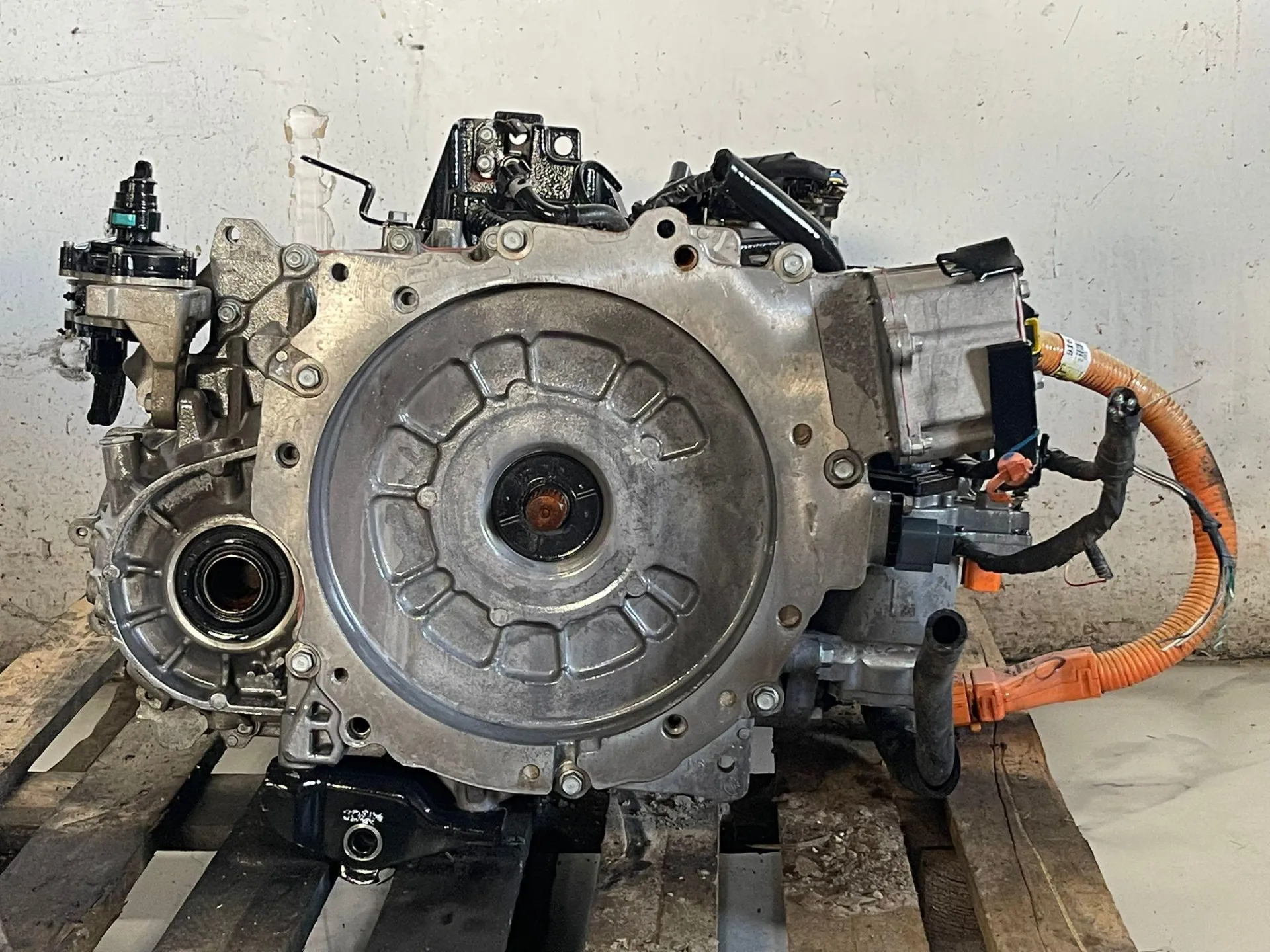 CAMBIO AUTOMATICO CON CONVERTITORE DI COPPIA con codice HDLEAU705853 da HYUNDAI Tucson Serie Benzina 1600 (20>)
