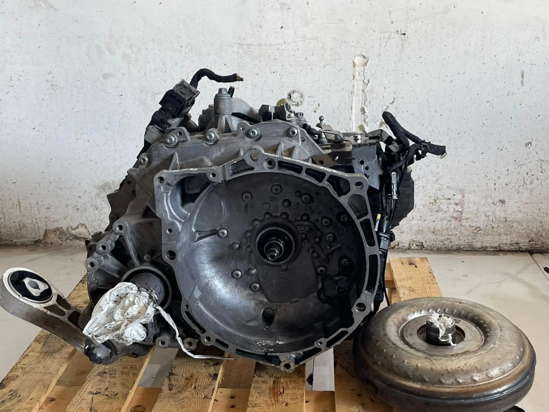 CAMBIO AUTOMATICO CON CONVERTITORE DI COPPIA con codice TTRUZ1237H0707 da JEEP Compass Serie con codice motore 55263088 Diesel 2000 (16>)