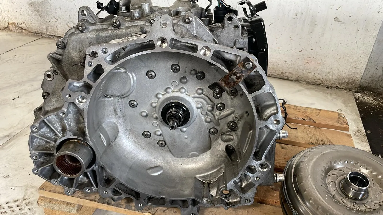 CAMBIO AUTOMATICO con codice 9HP48 / 0826956 da LAND ROVER Range Rover Evoque Serie Diesel 2000 (18>)