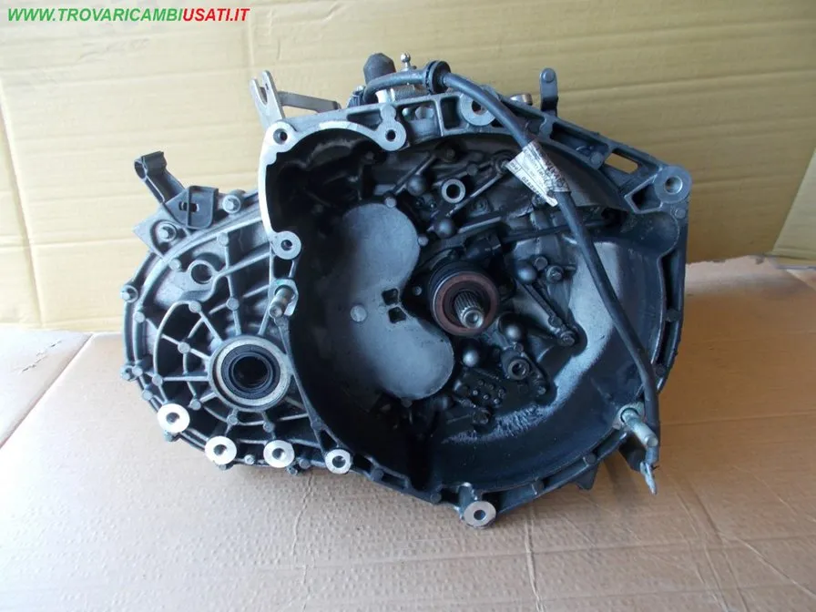 CAMBIO COMPL. 1.6 JTDM 6M ALFA ROMEO GIULIETTA (940-X7/5Y/6Q) ALFA ROMEO - GIULIETTA 2013 > CODICE/I: 999-U51786 OE 55230970