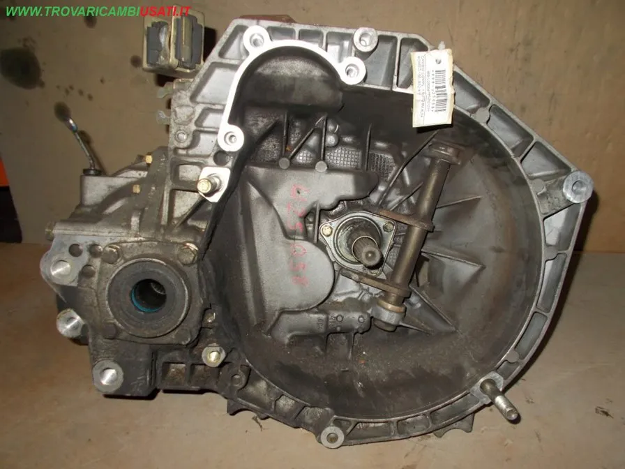 CAMBIO COMPL. 1.9 JTD 6M ALFA ROMEO 156 (932-X1)