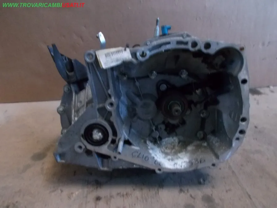 CAMBIO COMPL. 5 MARCE RENAULT CLIO 06/ MICRA 03 1200 BENZ.
