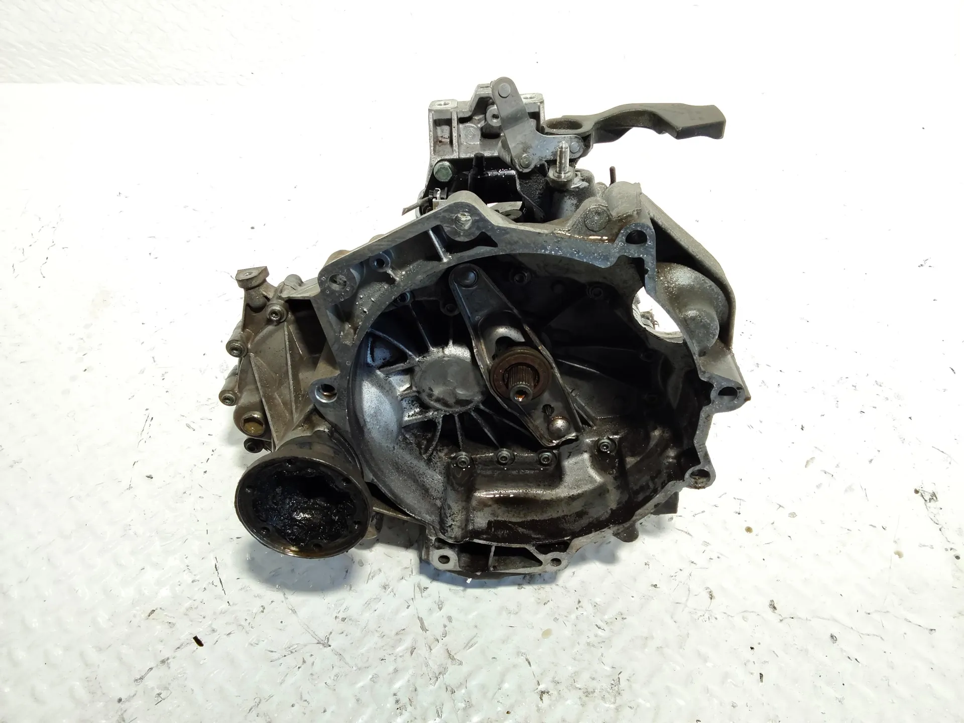 CAMBIO MANUALE COMPLETO con codice 0AG300040EX da AUDI A3 Serie (8P1) con codice motore BLF Benzina 1600 (05>08)