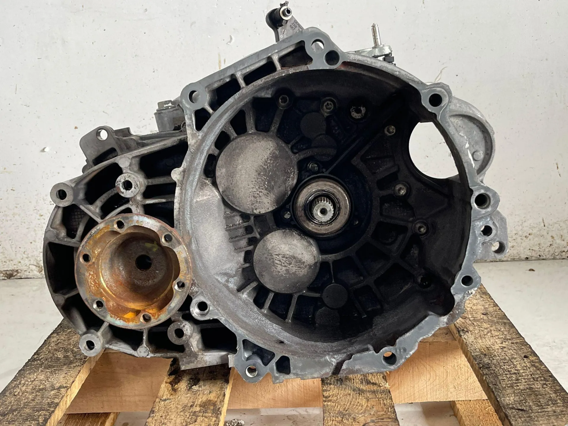 CAMBIO MANUALE COMPLETO con codice KDS 09018 P02 da AUDI A3 Serie (8P1) con codice motore BMN/BMN Diesel 2000 (08>12)