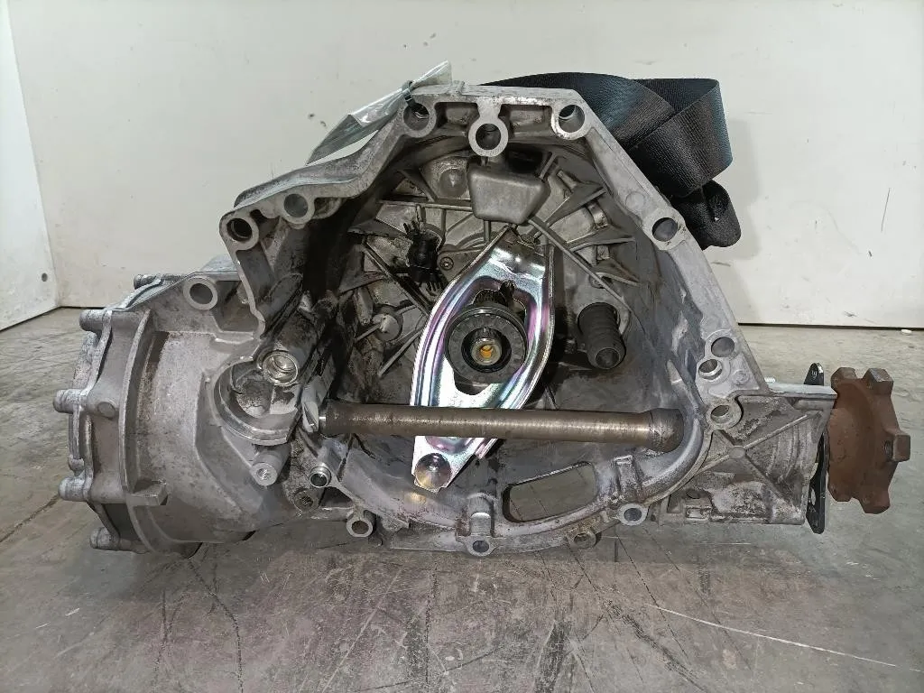CAMBIO MANUALE COMPLETO AUDI A4 Avant (8K5) 0AW300045T002 CAGA diesel 1968 (08>15)