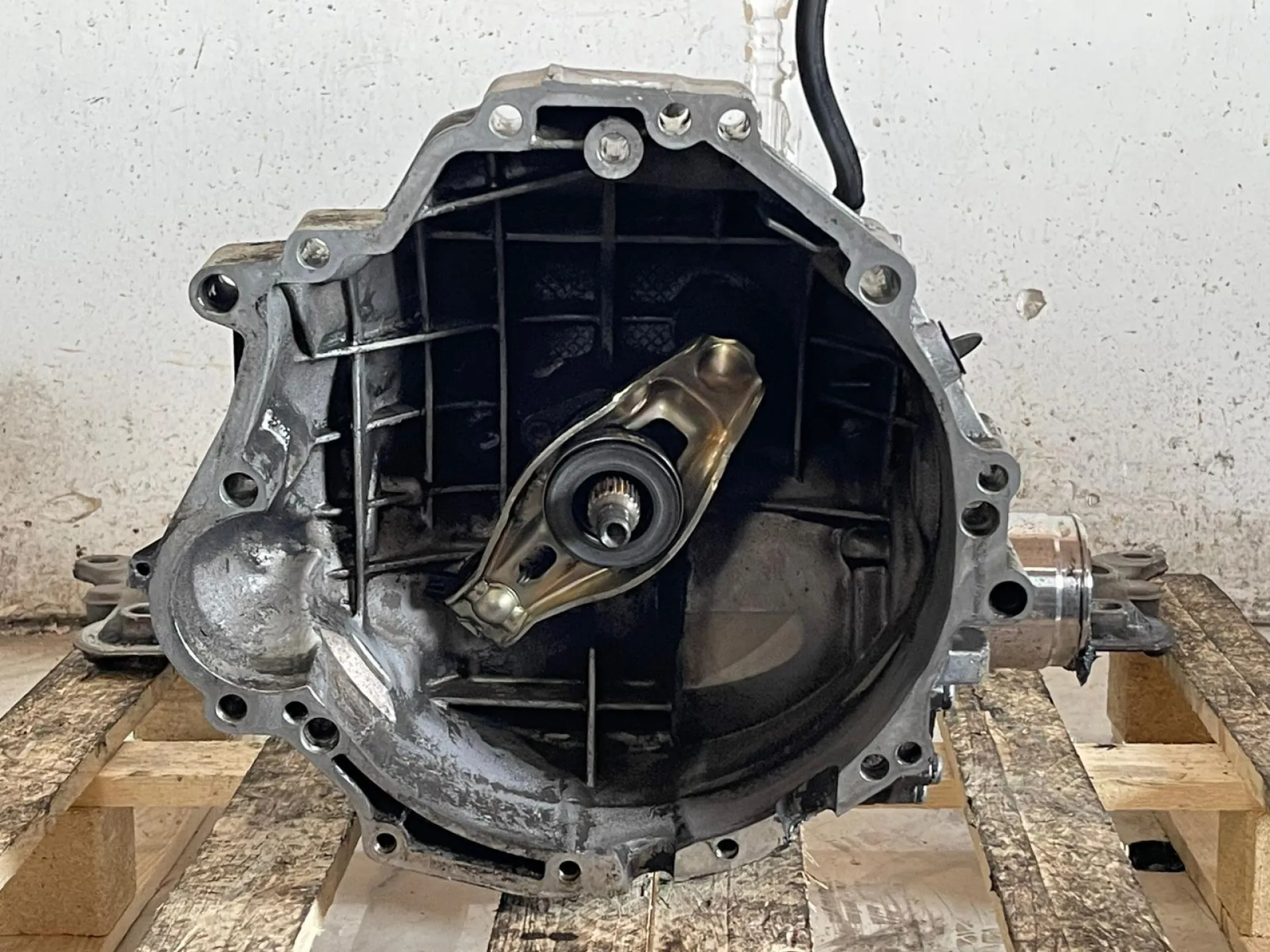 CAMBIO MANUALE COMPLETO con codice 01X301211 da AUDI A4 Berlina Diesel 2000 (07>10)