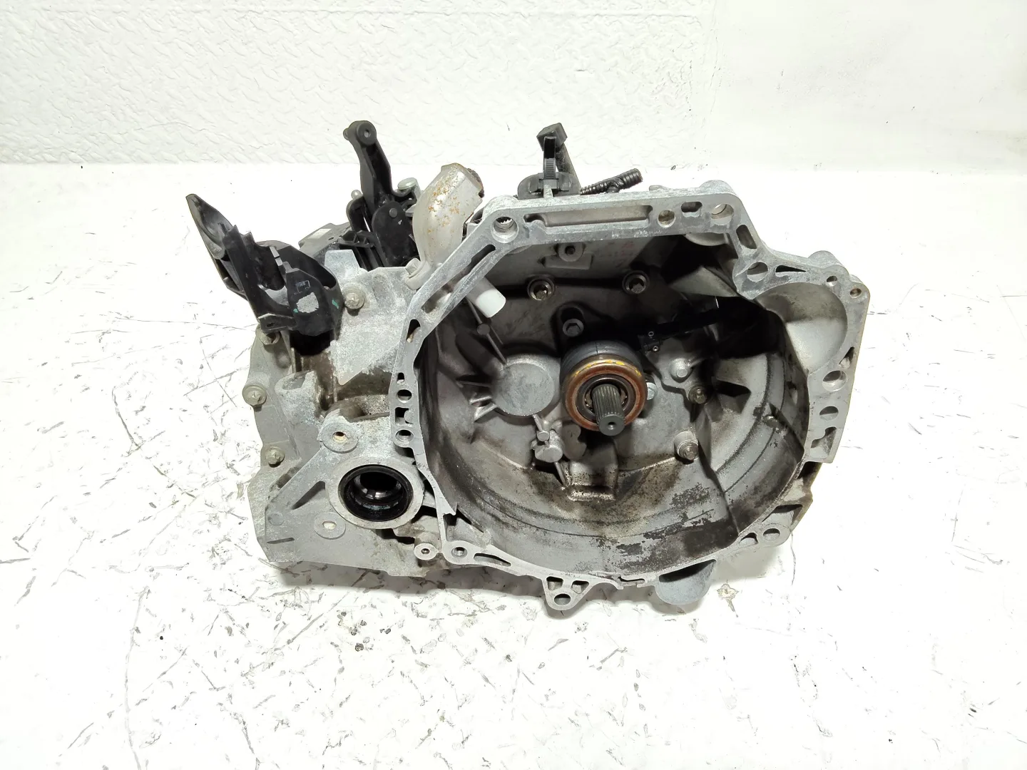CAMBIO MANUALE COMPLETO con codice JH3376 da NISSAN Micra Serie (K14) con codice motore B4D Benzina 1000 (17>)