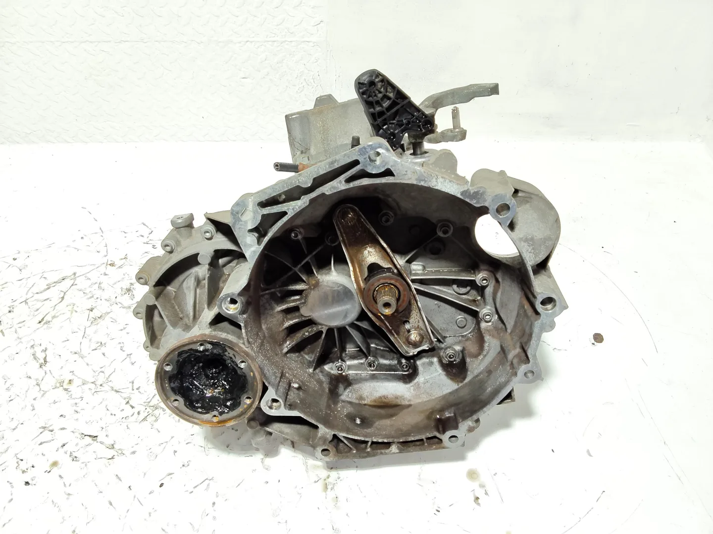 CAMBIO MANUALE COMPLETO con codice 0AJ301103 da SKODA Octavia S. Wagon 4° Serie con codice motore CPW Bifuel/Metano 1400 (08>)