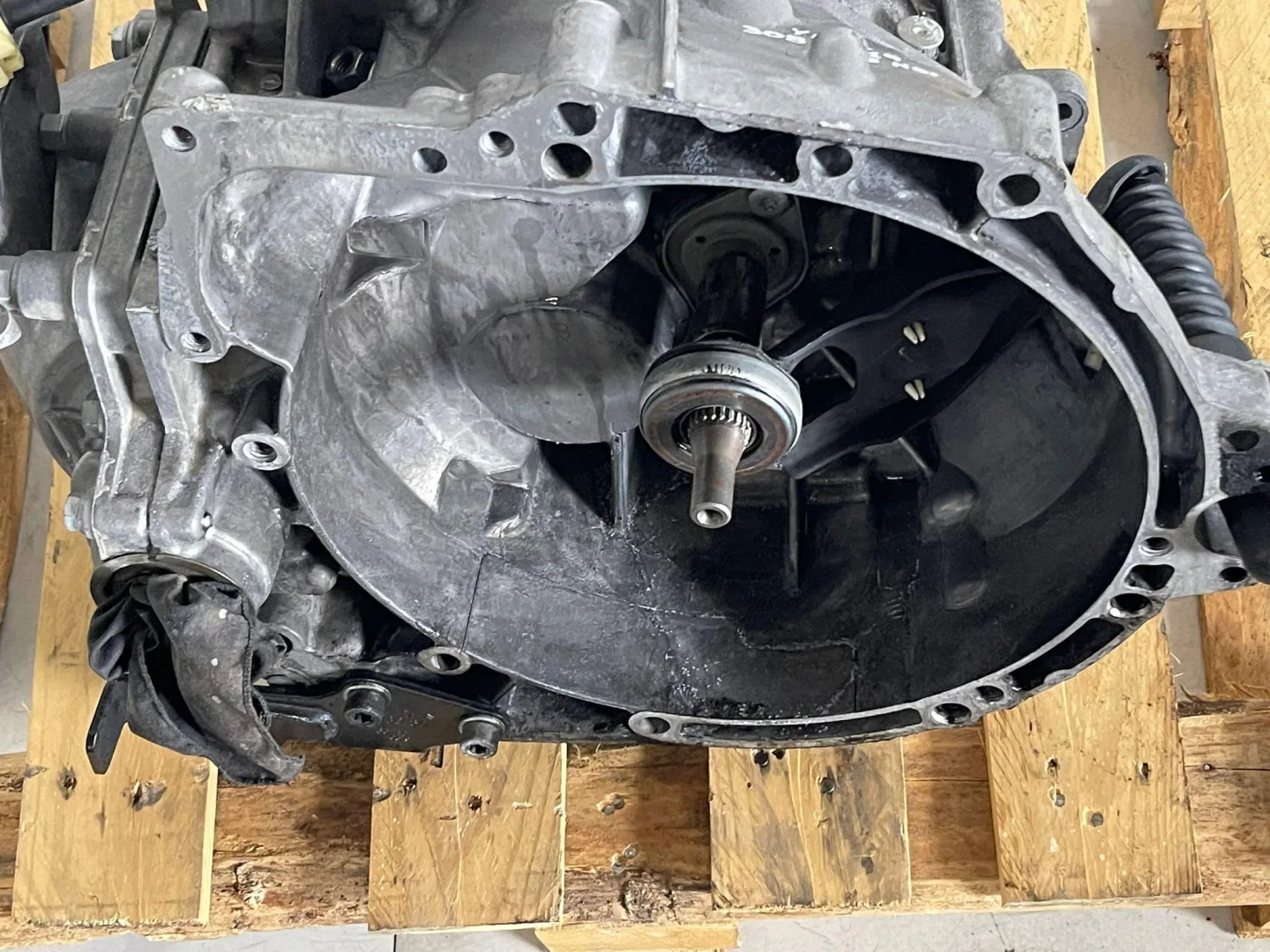 CAMBIO MANUALE COMPLETO PEUGEOT 308 2° Serie con codice motore YH01 Diesel 1500 (13>)
