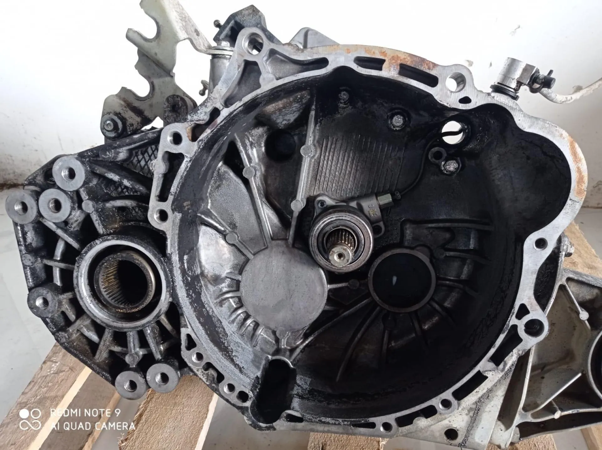 CAMBIO MANUALE COMPLETO con codice 96420073 da CHEVROLET Captiva 1° Serie Diesel 2000 (06>)