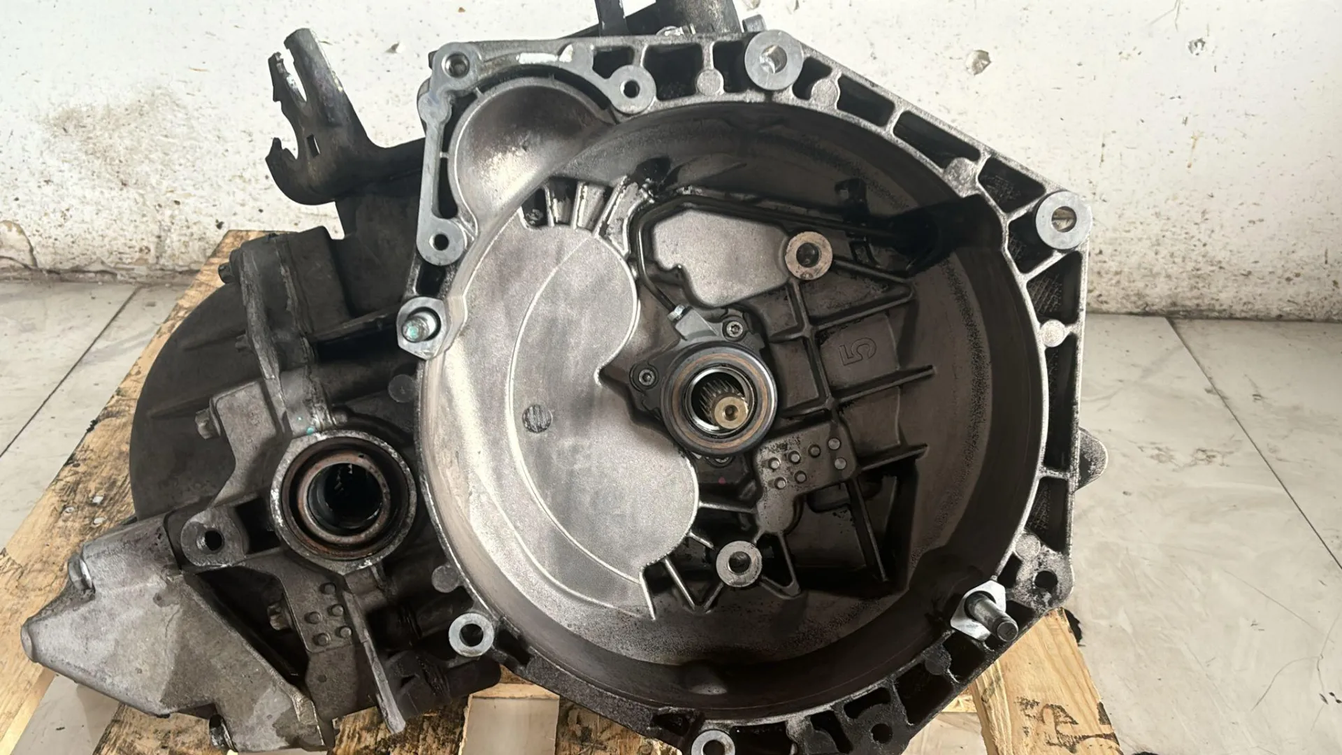 CAMBIO MANUALE COMPLETO con codice con codice motore 939A1000/939A1000 da FIAT Croma 3° Serie Diesel 1900 (07>)