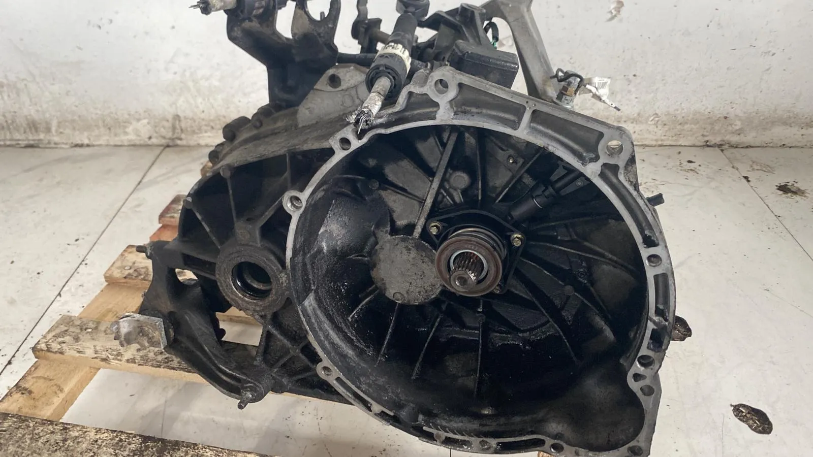 CAMBIO MANUALE COMPLETO con codice 4H5R-7F096-YA da FORD C - Max Serie con codice motore KKDA/KKDA Diesel 1800 (07>10)