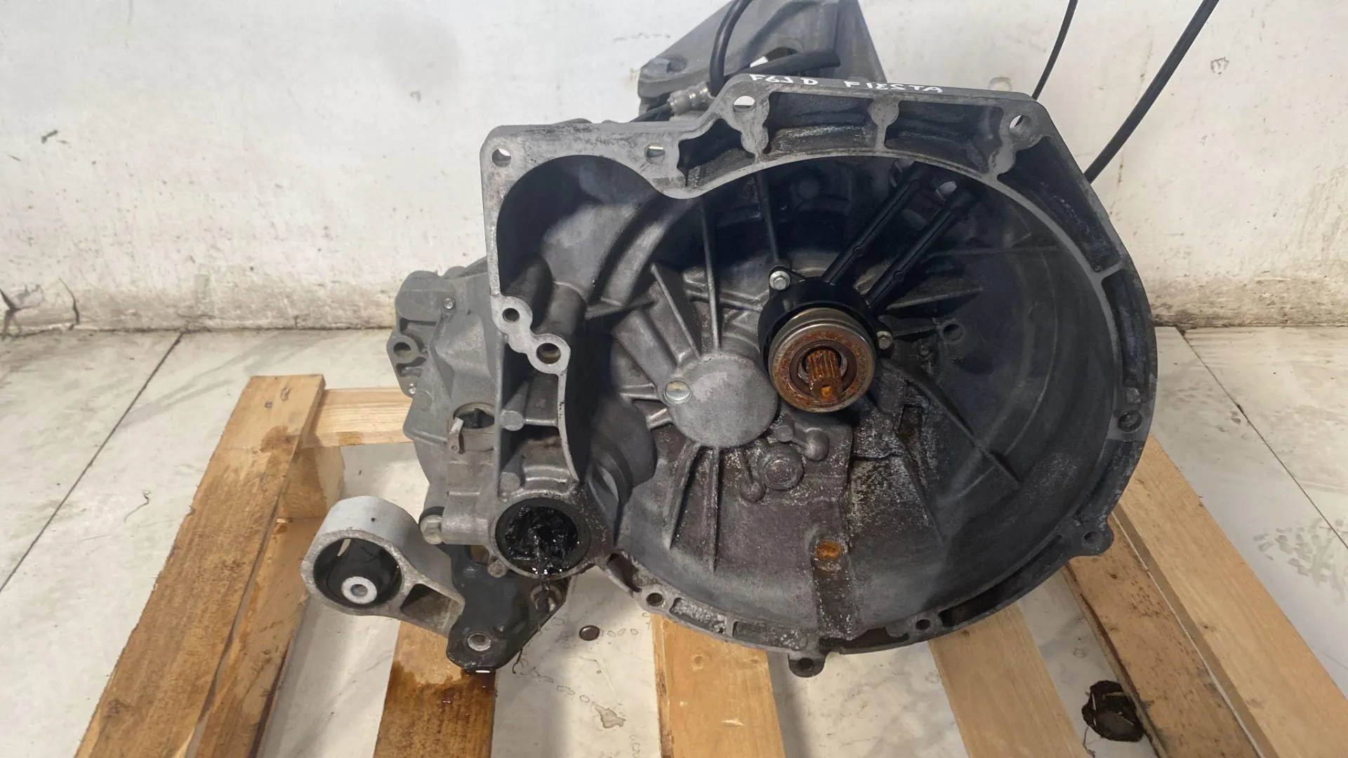 CAMBIO MANUALE COMPLETO con codice 8A6R7002EA da FORD Fiesta 6° Serie con codice motore F6JD/F6JD Diesel 1400 (08>17)
