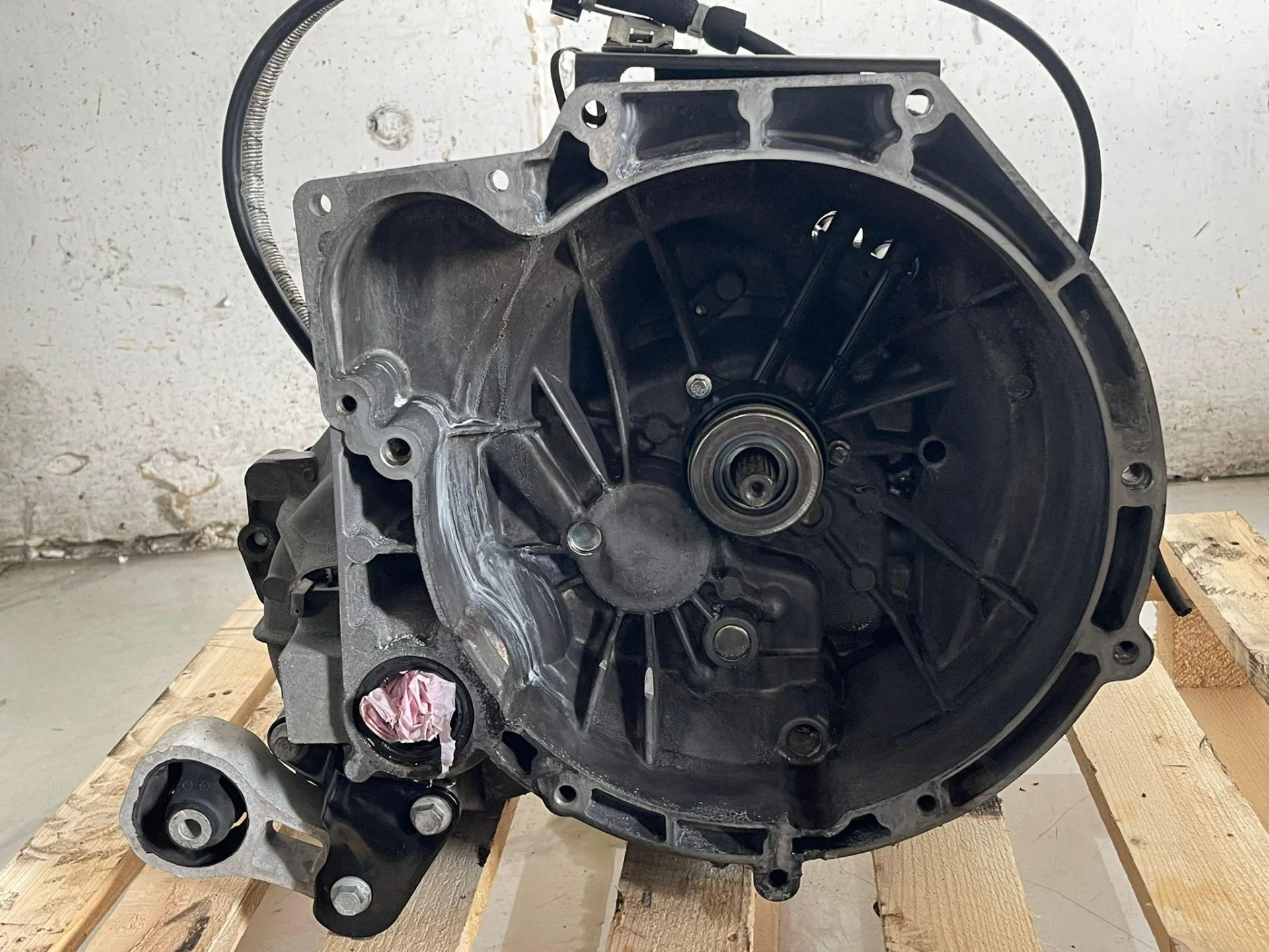 CAMBIO MANUALE COMPLETO con codice 8A6R 7002 EA da FORD Fiesta 6° Serie con codice motore F6JD Diesel 1400 (08>17)