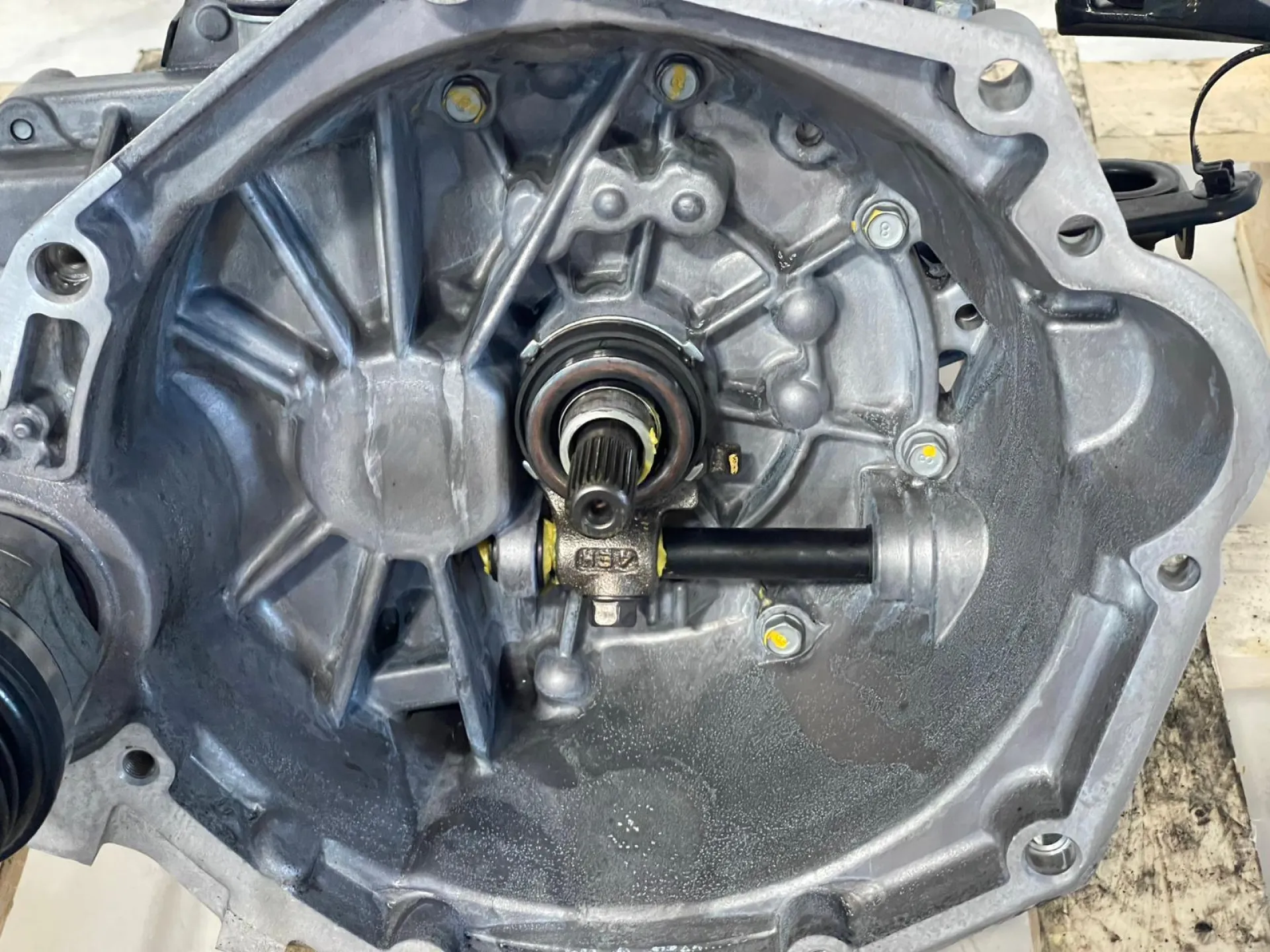 CAMBIO MANUALE COMPLETO con codice 4311502711 da HYUNDAI i10 Serie (AC3, AI3) Benzina 1000 (19>)