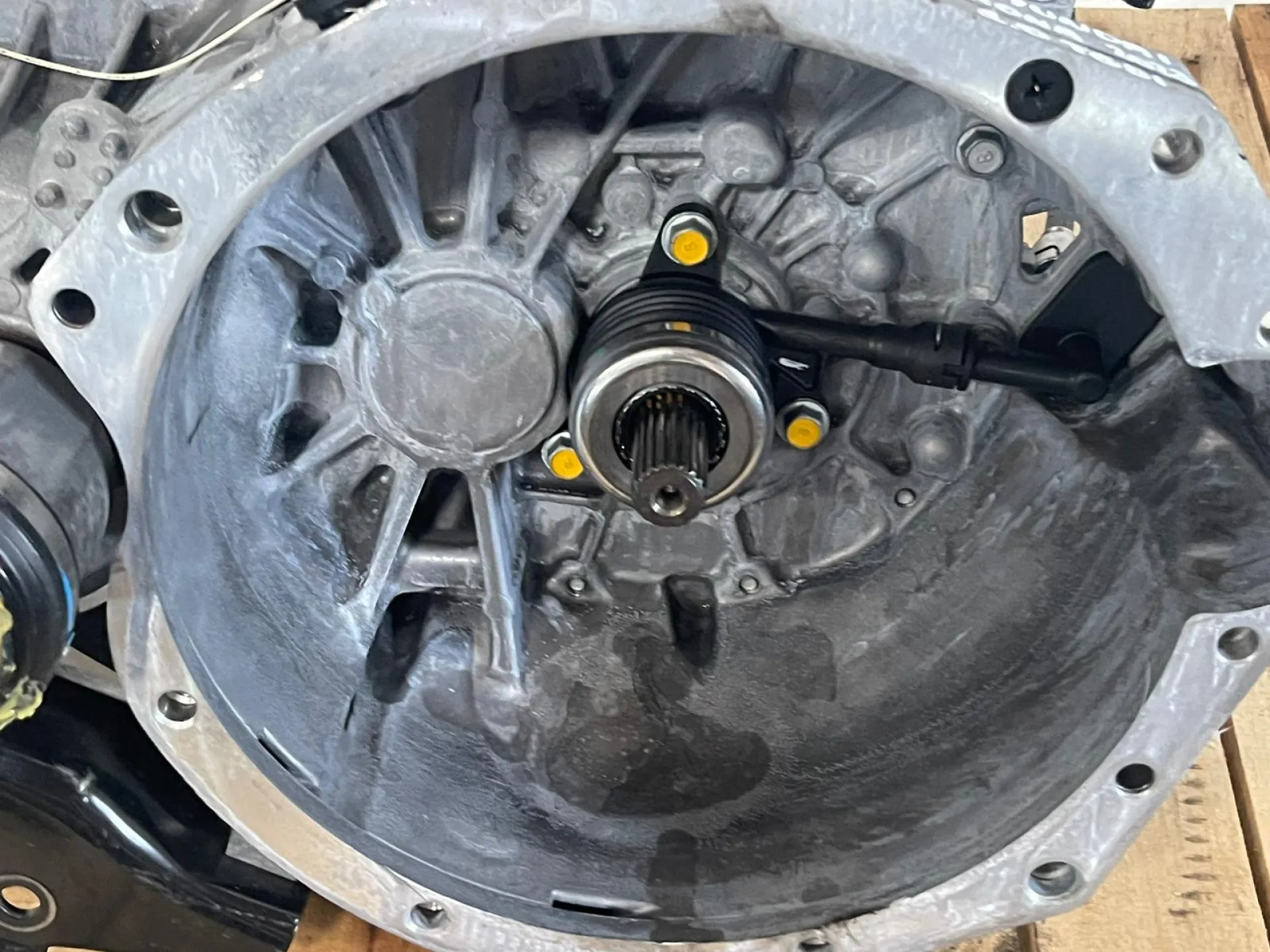 CAMBIO MANUALE COMPLETO con codice con codice motore G3LF da HYUNDAI Kona Serie Hybrid 1000 (17>)