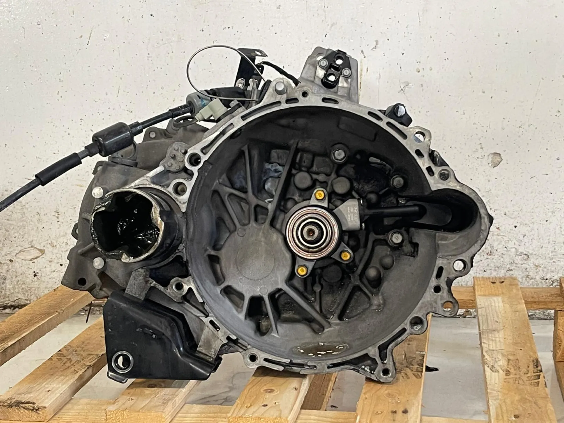 CAMBIO MANUALE COMPLETO con codice con codice motore D4FE da HYUNDAI Tucson Serie Diesel 1600 (20>)