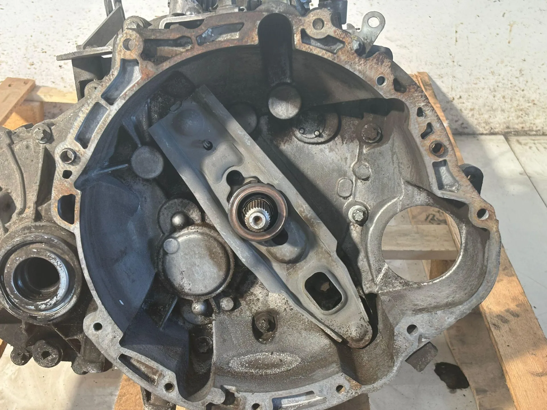 CAMBIO MANUALE COMPLETO con codice con codice motore 639939/639939 da MITSUBISHI Colt Serie 3P (Z30) Diesel 1500 (04>12)