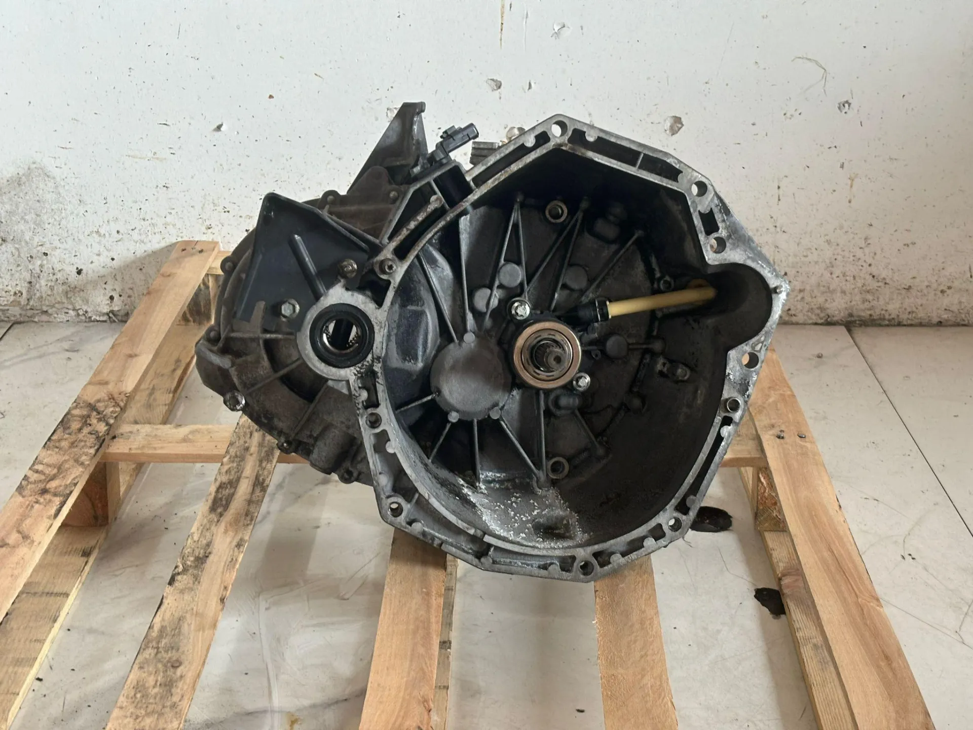 CAMBIO MANUALE COMPLETO con codice CE TL4K9KX 388626 da NISSAN Qashqai 1° Serie con codice motore K9K P7/K9K P7 Diesel 1500 (06>09)