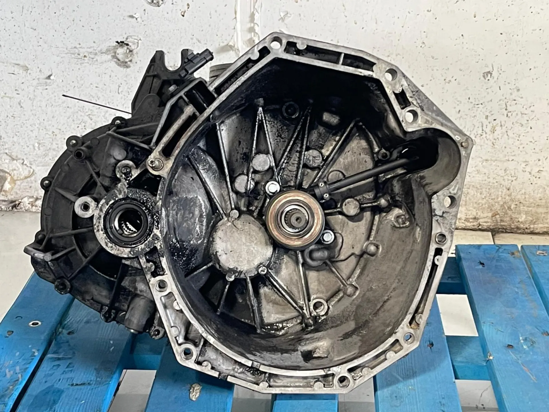 CAMBIO MANUALE COMPLETO con codice TL4A000 da NISSAN Qashqai 1° Serie Diesel 1500 (06>09)