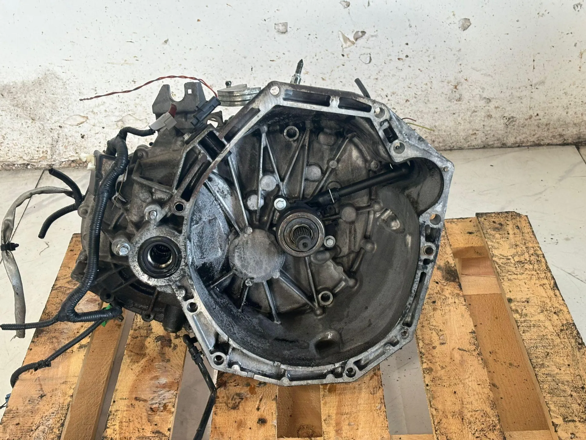 CAMBIO MANUALE COMPLETO con codice 32010JD500 da NISSAN Qashqai 2° Serie Diesel 1800 (10>13)