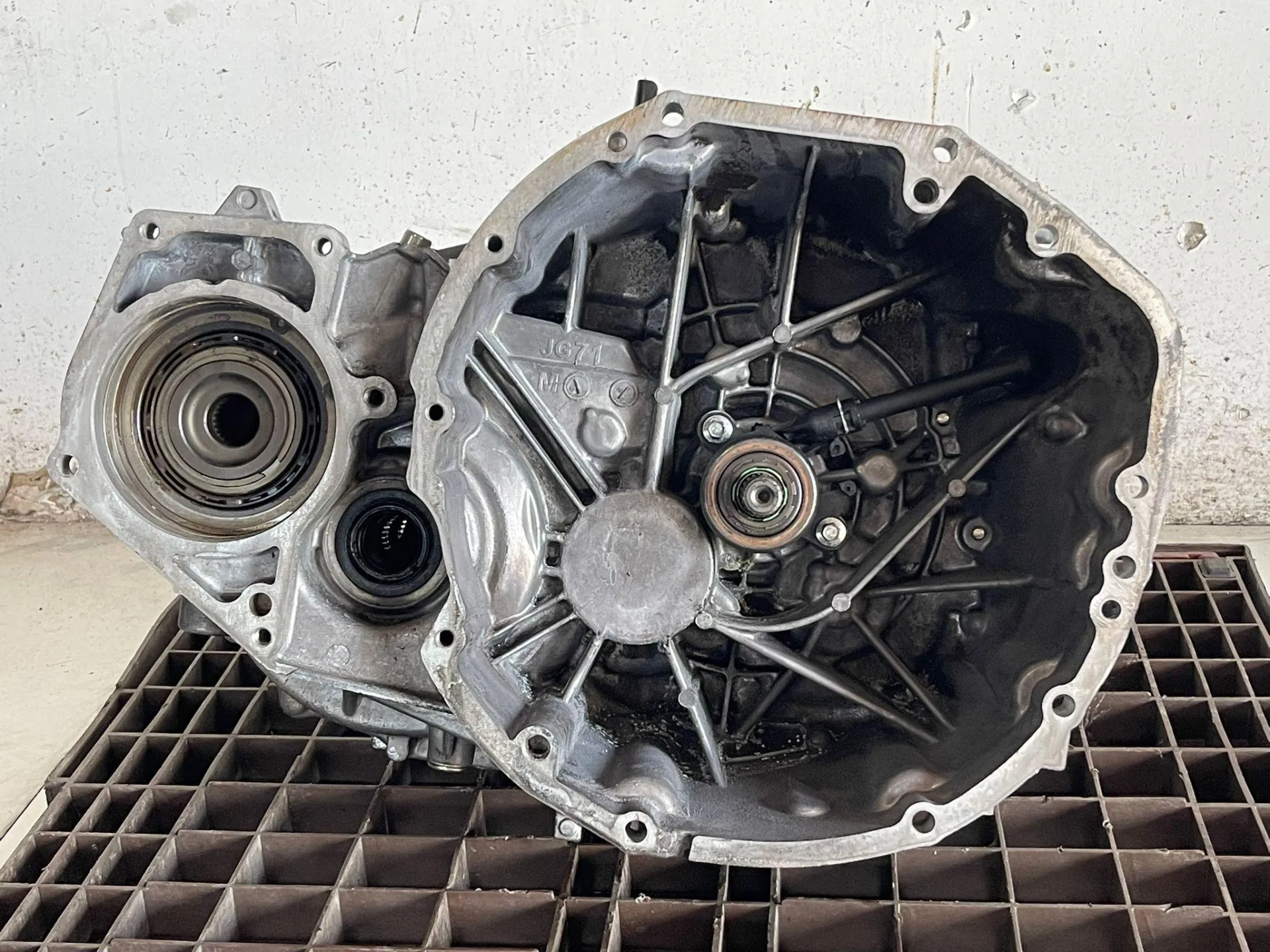 CAMBIO MANUALE COMPLETO con codice ND8003 da NISSAN Qashqai 2° Serie Diesel 2200 (10>13)