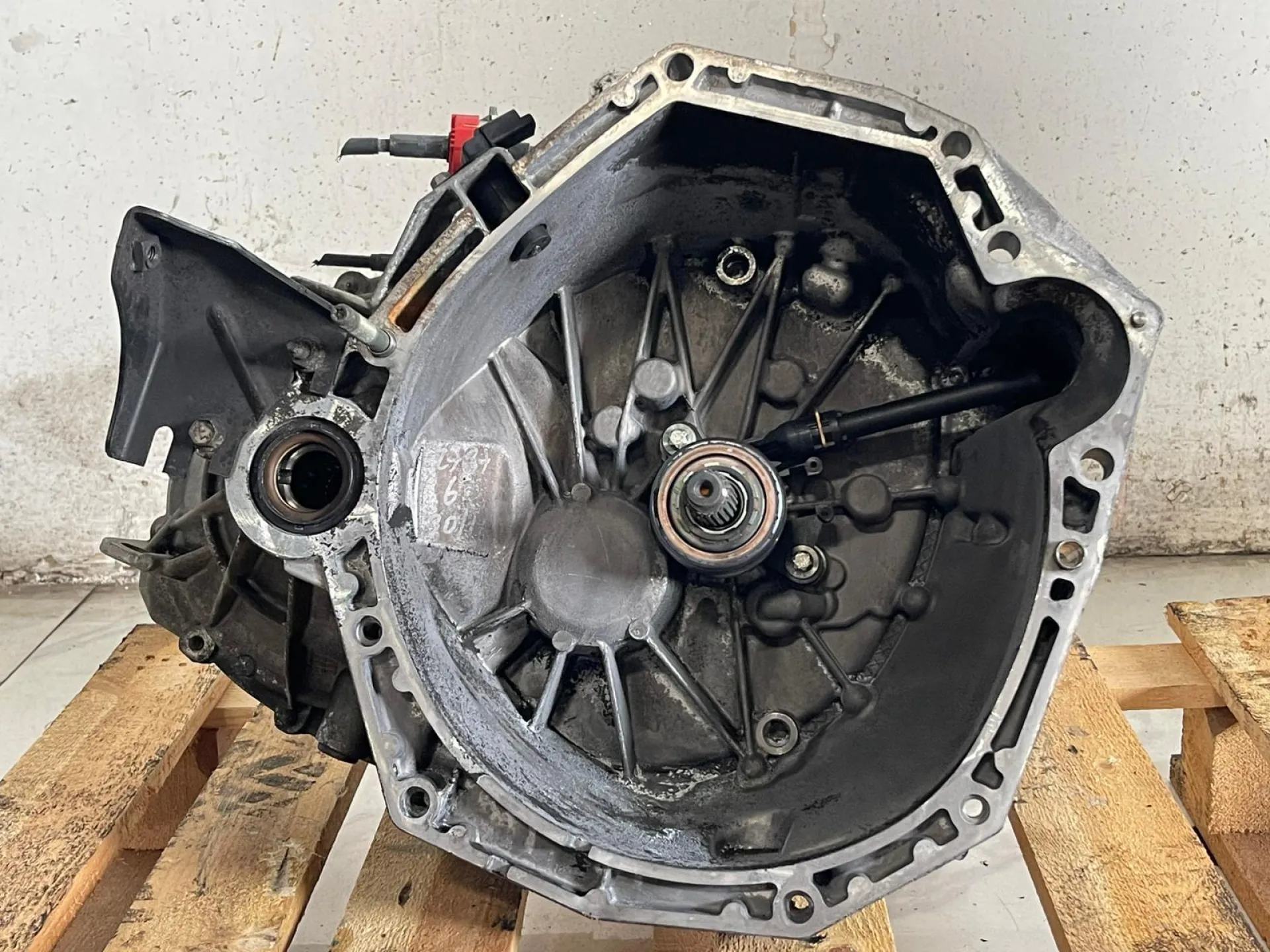 CAMBIO MANUALE COMPLETO con codice 7701700539 da NISSAN Qashqai 2° Serie con codice motore K9K J8 Diesel 1500 (10>13)
