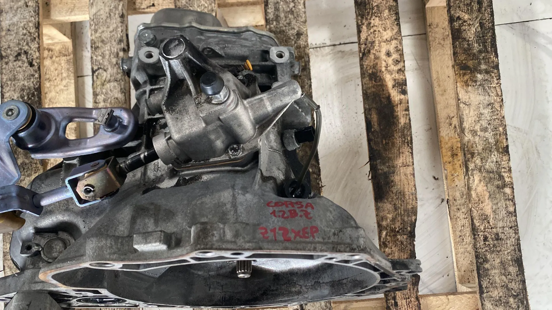 CAMBIO MANUALE COMPLETO con codice 649354685 da OPEL Corsa D 5P 1° Serie con codice motore Z12XEP/Z12XEP Benzina 1200 (06>)