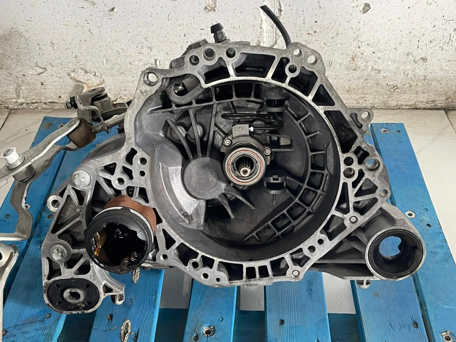 CAMBIO MANUALE COMPLETO con codice 55565178 da OPEL Corsa D 5P 1° Serie Diesel 1300 (06>)