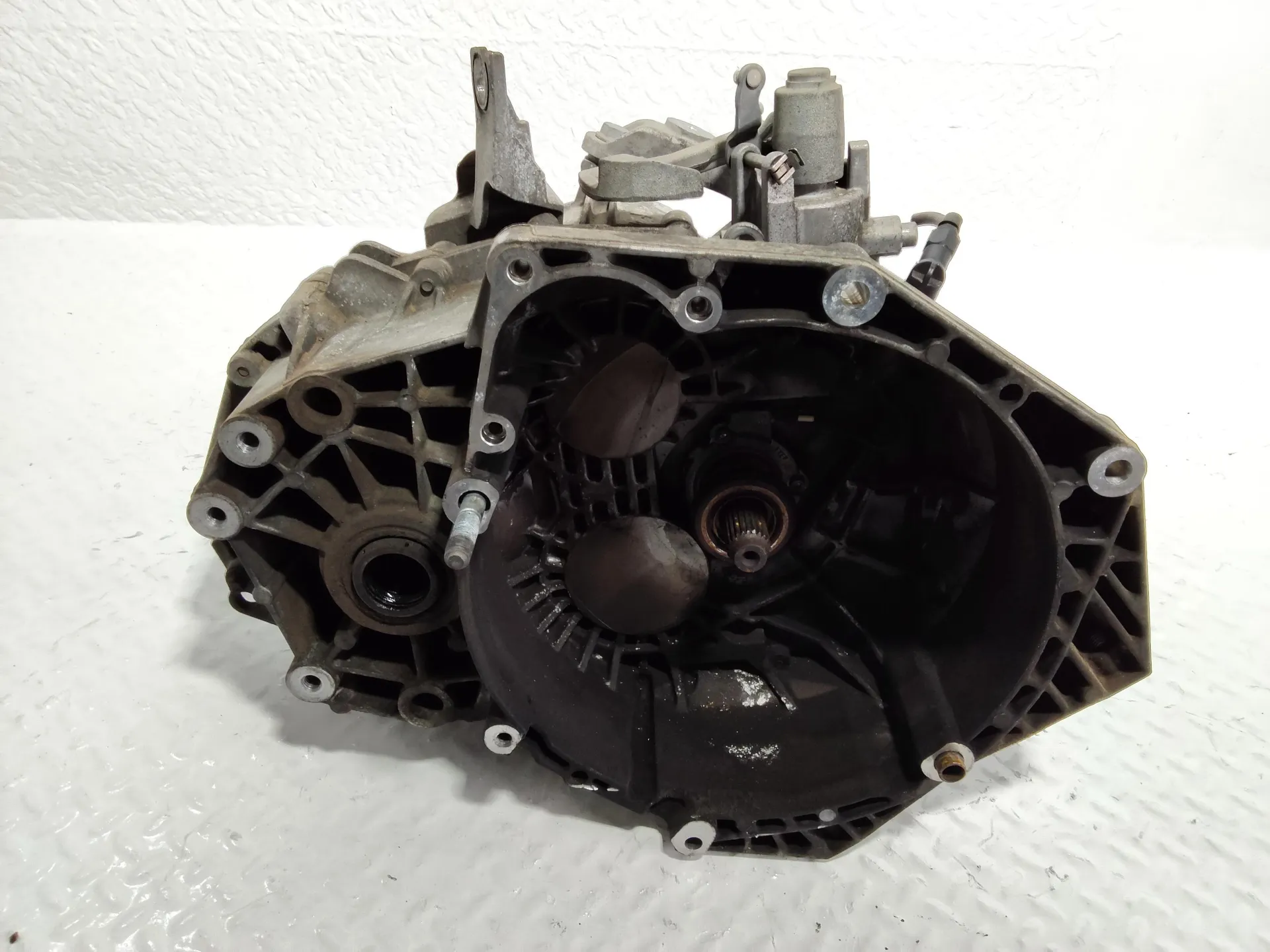 CAMBIO MANUALE COMPLETO con codice 55582837 da OPEL Insignia Berlina con codice motore A20DTH Diesel 2000 (08>17)