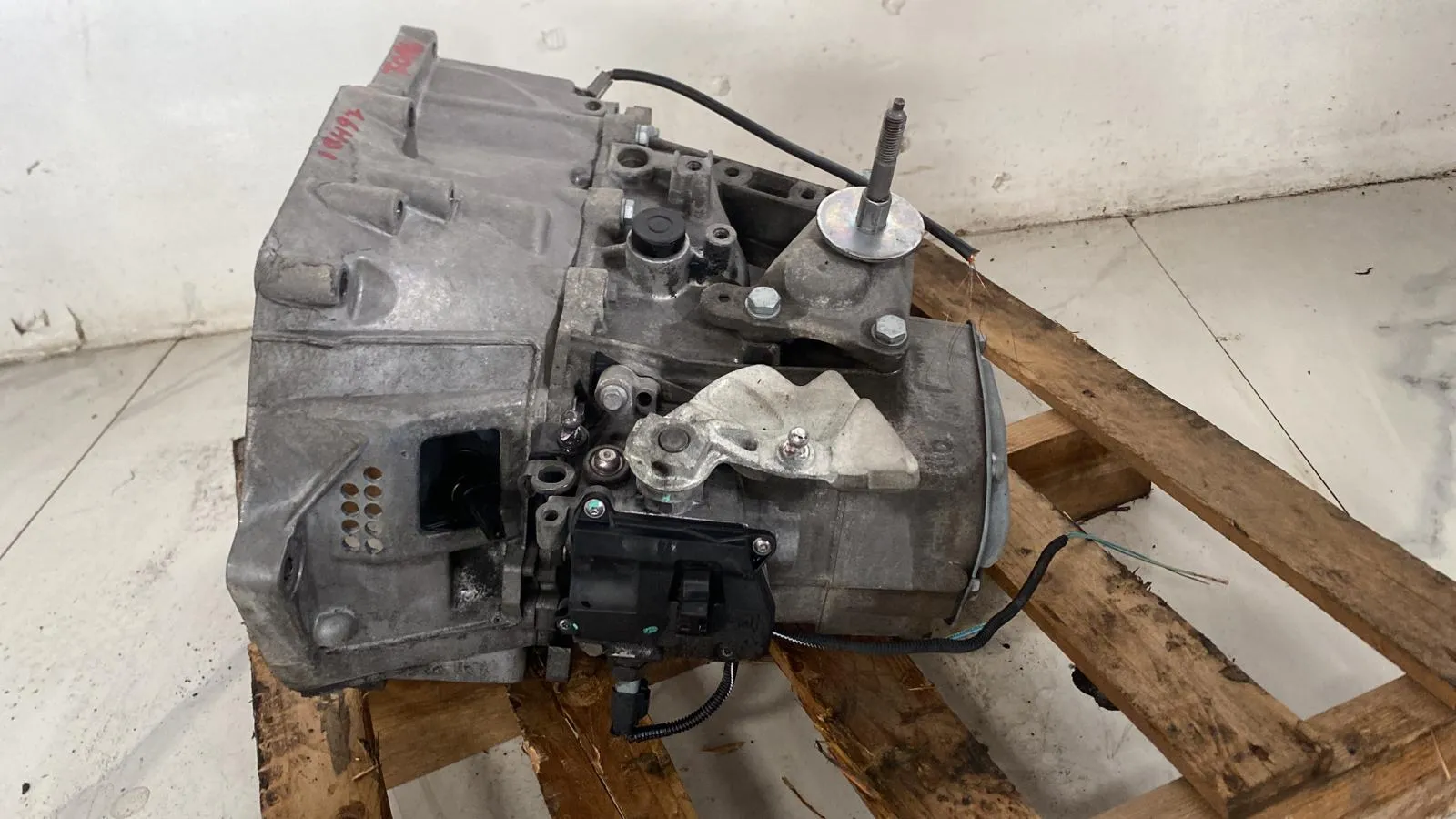 CAMBIO MANUALE COMPLETO con codice 9682456310 da PEUGEOT 3008 Serie con codice motore 9H01/9H01 Diesel 1600 (09>16)