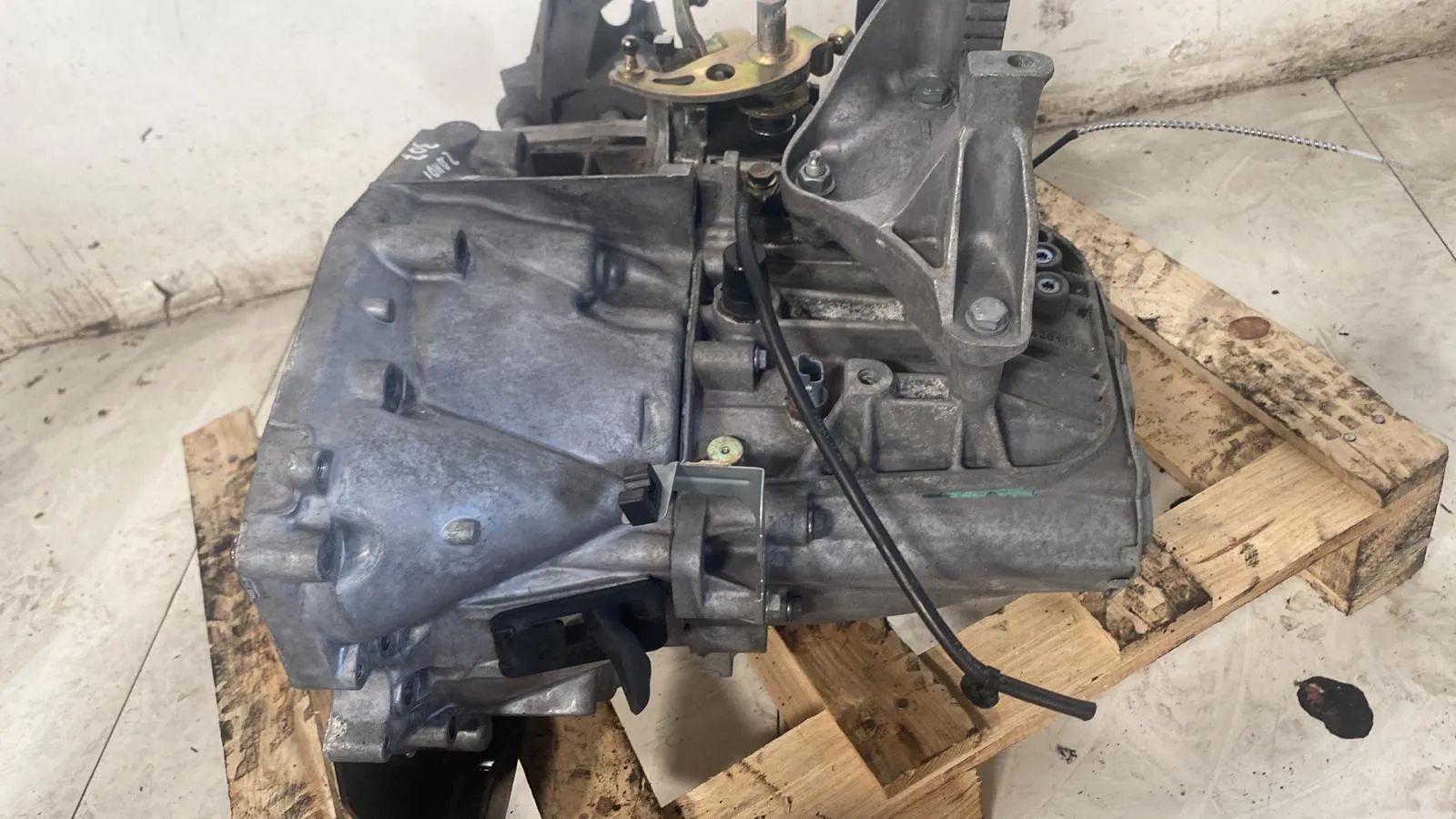 CAMBIO MANUALE COMPLETO con codice 9642019610 da PEUGEOT 307 Berlina 2° Serie con codice motore RHR/RHR Diesel 2000 (05>)