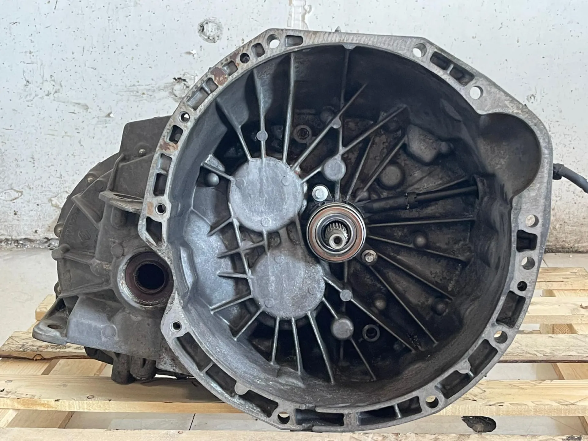 CAMBIO MANUALE COMPLETO con codice 8200600466 da RENAULT Laguna Berlina 5° Serie Diesel 2000 (07>)