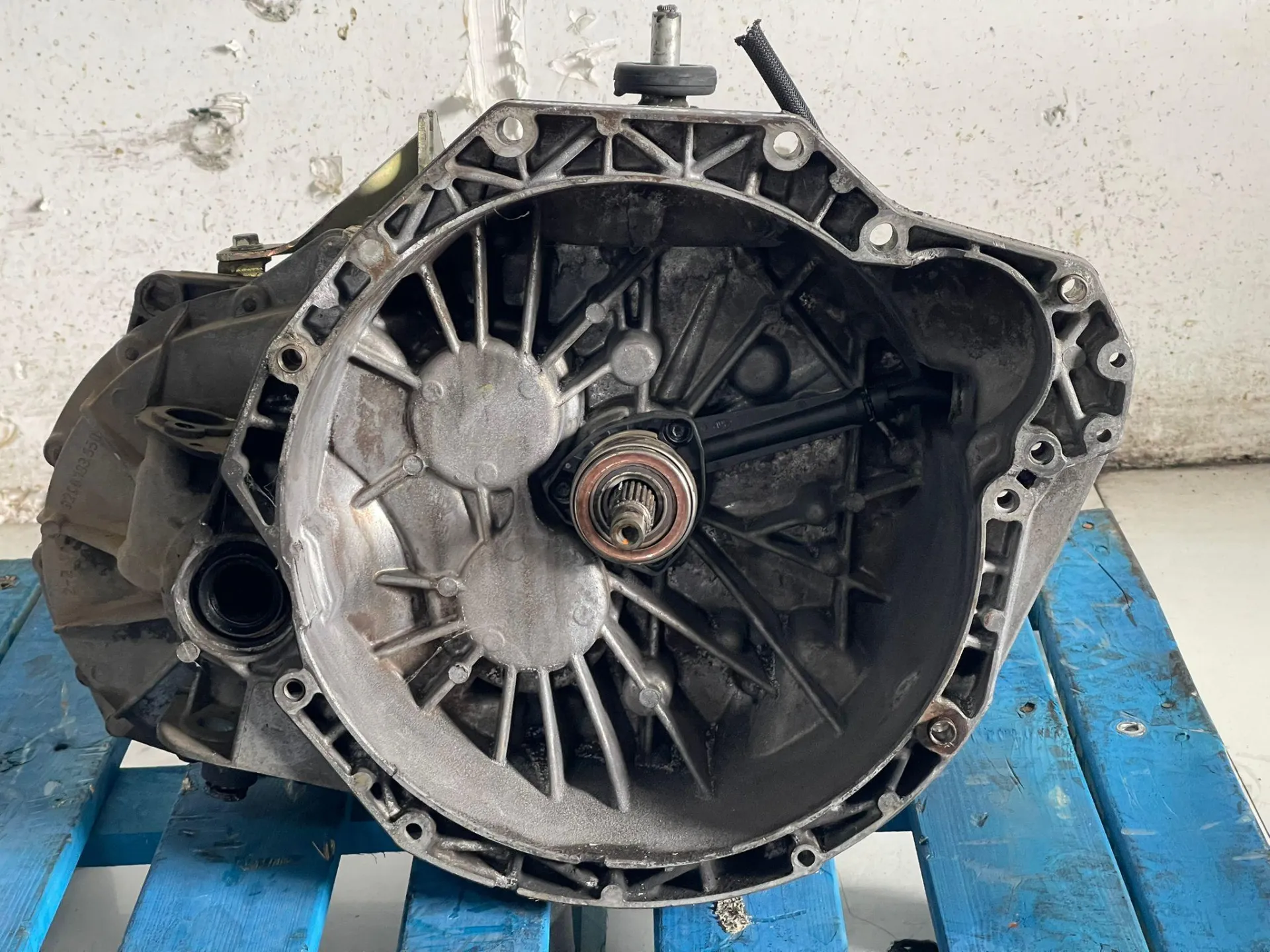 CAMBIO MANUALE COMPLETO con codice 8200183331 da RENAULT Master 3° Serie Diesel 2500 (03>10)