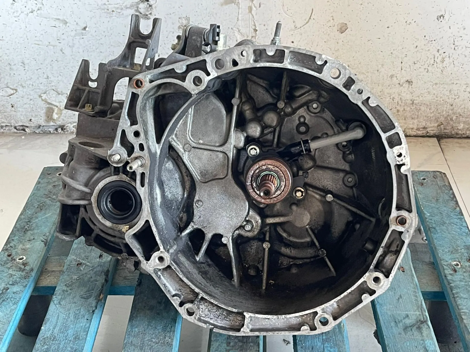 CAMBIO MANUALE COMPLETO con codice 8200361232 da RENAULT Megane ll Serie Diesel 1900 (06>08)