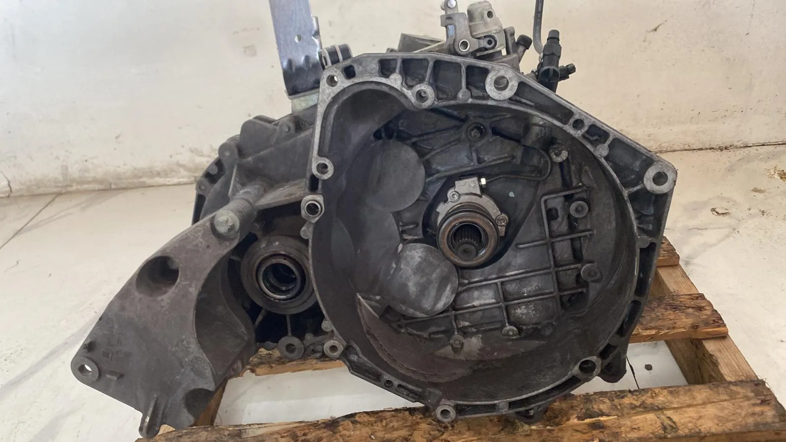 CAMBIO MANUALE COMPLETO con codice FGP 55350375 da SAAB 9-3 Berlina 3° Serie con codice motore Z19DTH/Z19DTH Diesel 1900 (08>)