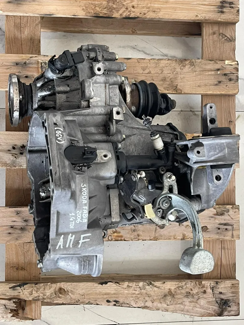 CAMBIO MANUALE COMPLETO con codice GGV02122 da SKODA Fabia Berlina 1° Serie con codice motore AMF Diesel 1400 (99>07)